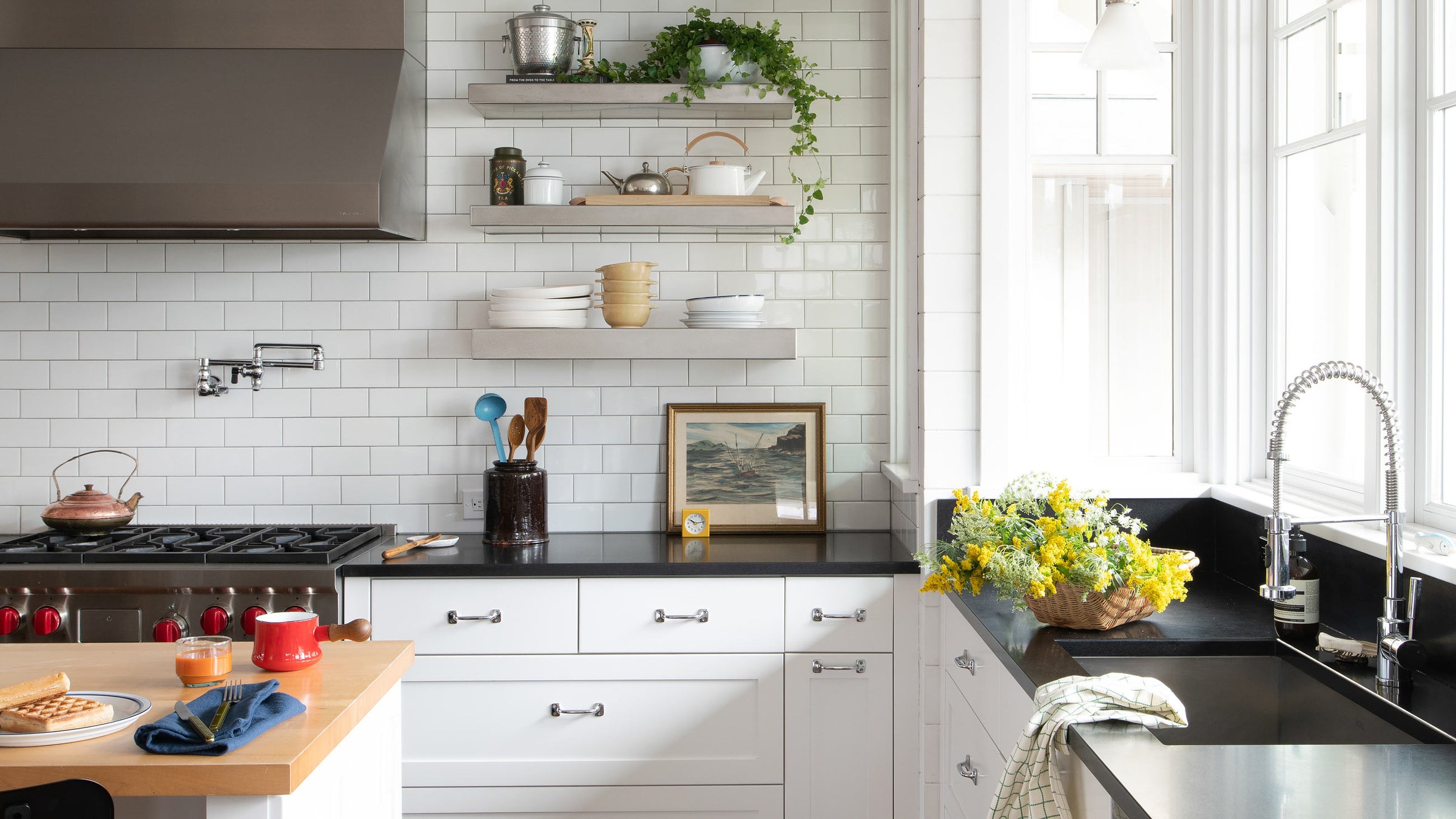 How-To: Choose Cabinet Hardware
