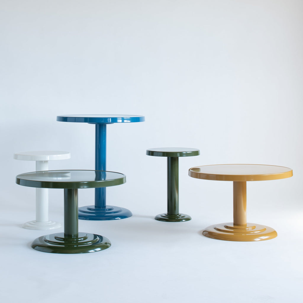 Owen Cocktail Table::hover