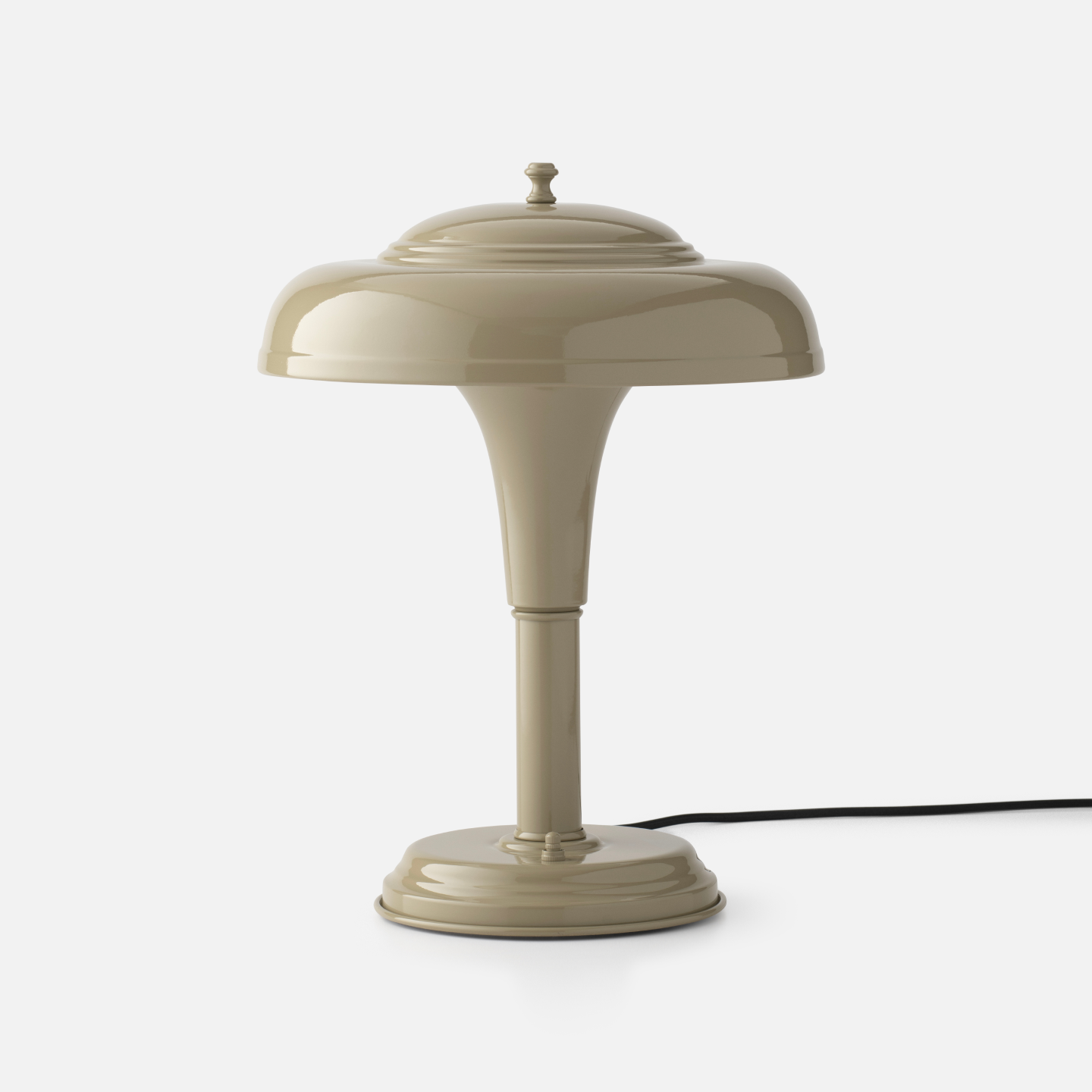 cream colored lamp